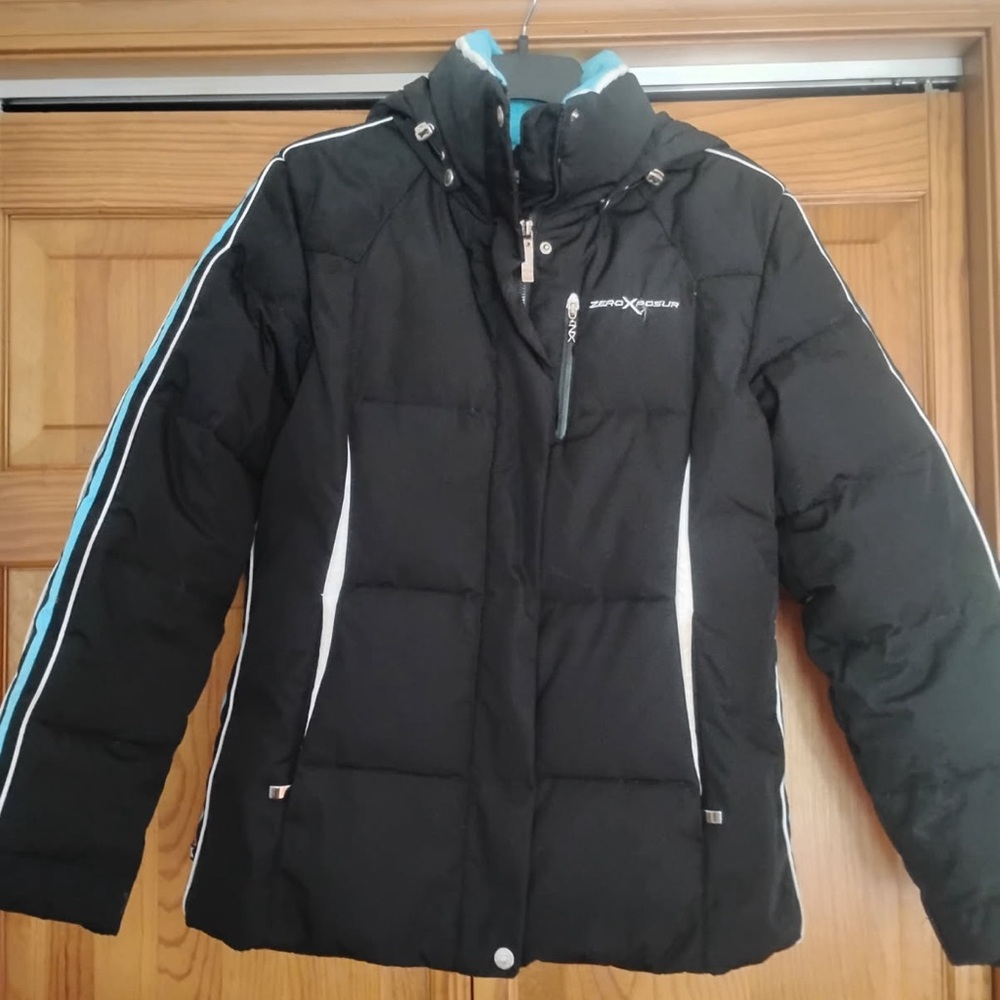 ZeroXposur Women's Black and White Puffer Jacket